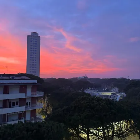 公寓 Charm In Centre, Sunset, Movida! *